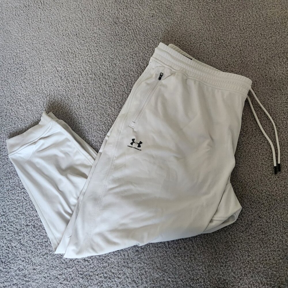 Under Armour UA Sportstyle Men's Joggers Pants 1290261-114 NWT 4XL